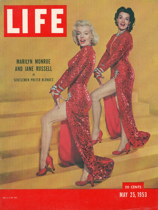 アート・デザイン・音楽 MONROE: Her Life in Pictures Marilyn Monroe -The Iconic LIFE Cover from May 25, 1953