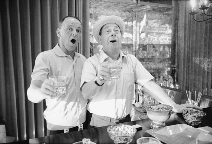 Sinatra Clownt met Lewis Sinatra Clownt met Lewis