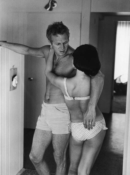 Steve McQueen e Neile Adams in casa Steve McQueen e Neile Adams in casa