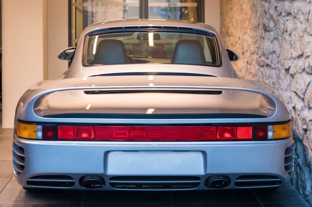 Porsche 959 Back