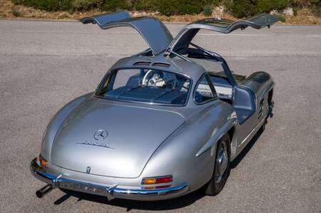 Mercedes 300SL Gullwing Open Deuren Achteraanzicht Mercedes 300SL Gullwing Open Deuren Achteraanzicht