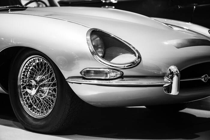 La proue d'une Jaguar Type E La proue d'une Jaguar Type E