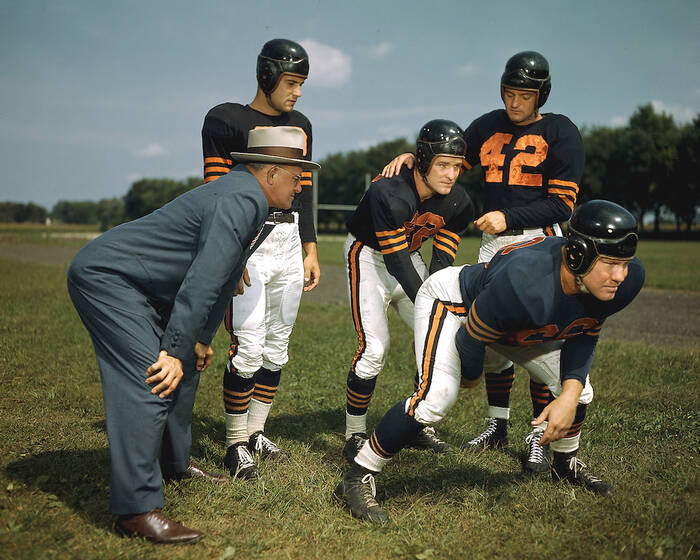 George Halas och Sid Luckman 1948 Chicago Bears George Halas och Sid Luckman 1948 Chicago Bears