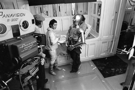 Star Wars - Princess Leia and C3PO Behind the scenes