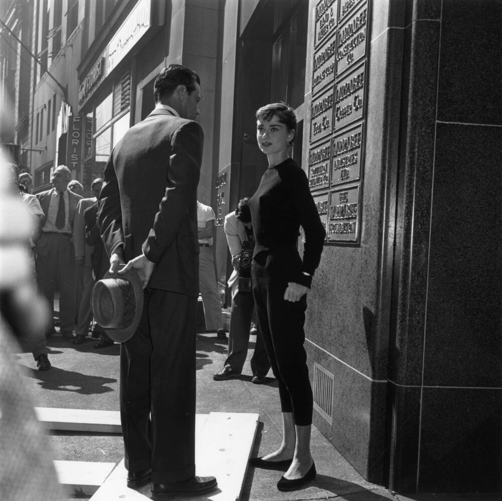 Audrey Hepburn op de set van Sabrina in 1953