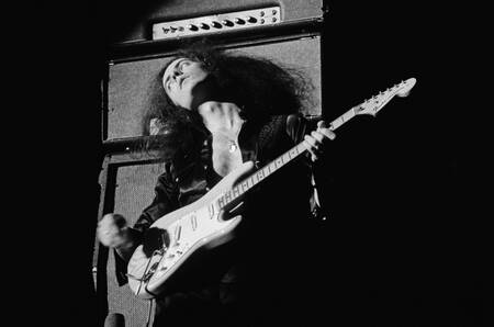 Deep Purple in concerto - Ritchie Blackmore sul palco nel 1974 Deep Purple in concerto - Ritchie Blackmore sul palco nel 1974