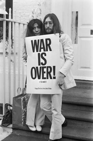 John Lennon en Yoko Ono in 1969
