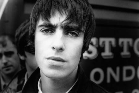 Liam Gallagher met Oasis - Nederland in 1990 Liam Gallagher met Oasis - Nederland in 1990