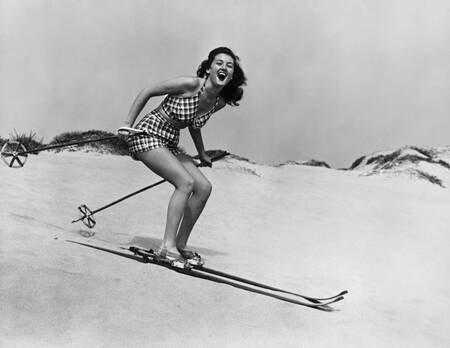 Skidåkare i baddräkt - Förenta staterna 1950