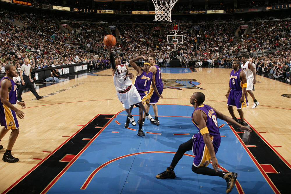 Allen Iverson Philadelphia 76ers vs Los Angeles Lakers 2005