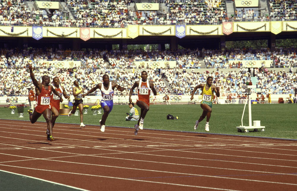 Ben Johnson crosses the line 100m - Final Seoul in 1988