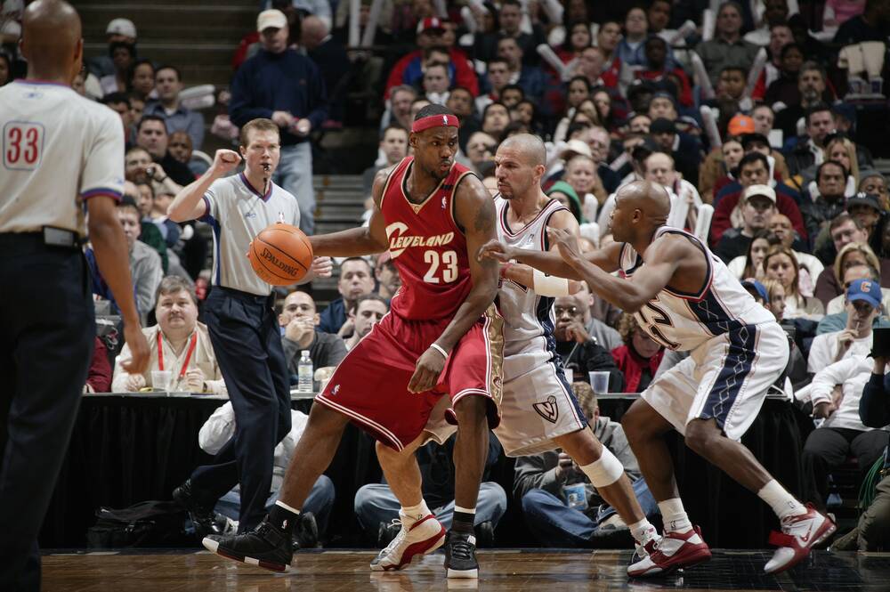LeBron James Cavaliers vs Nets Regular Season 2005