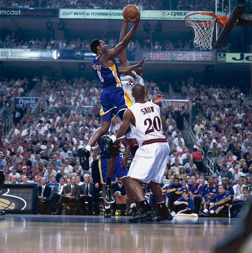 Los Angeles Lakers Kobe Bryant - 2001 Finals