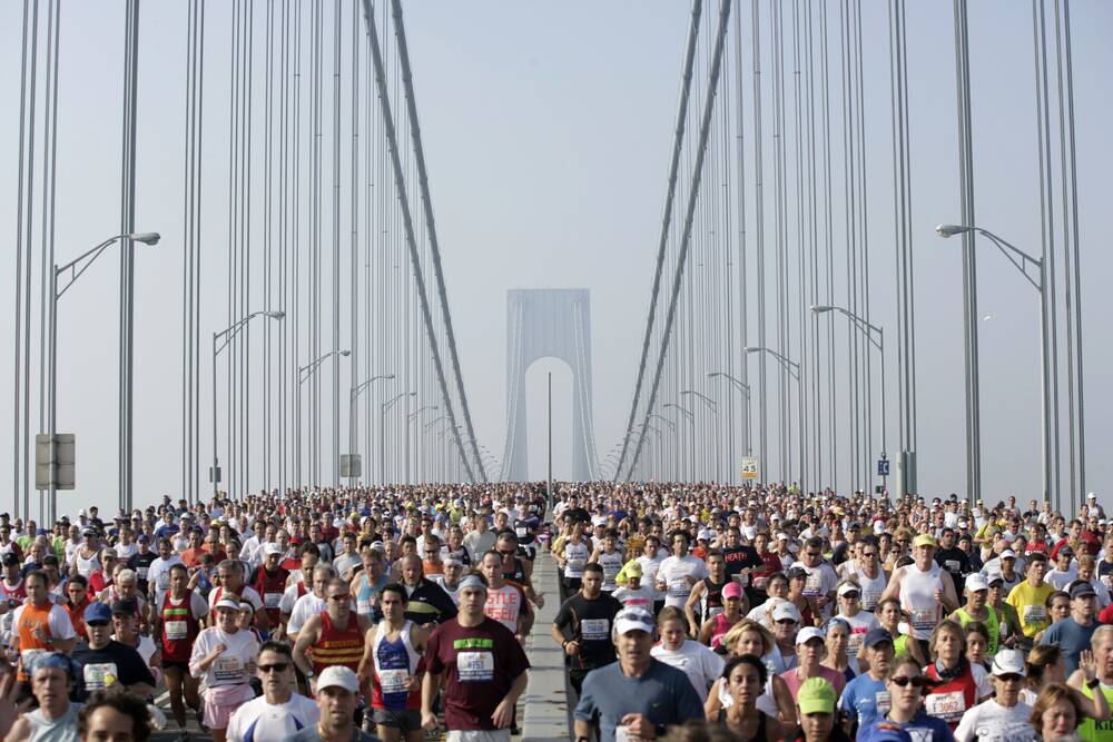 Marathon runners Verrazano-Narrows Bridge 2005