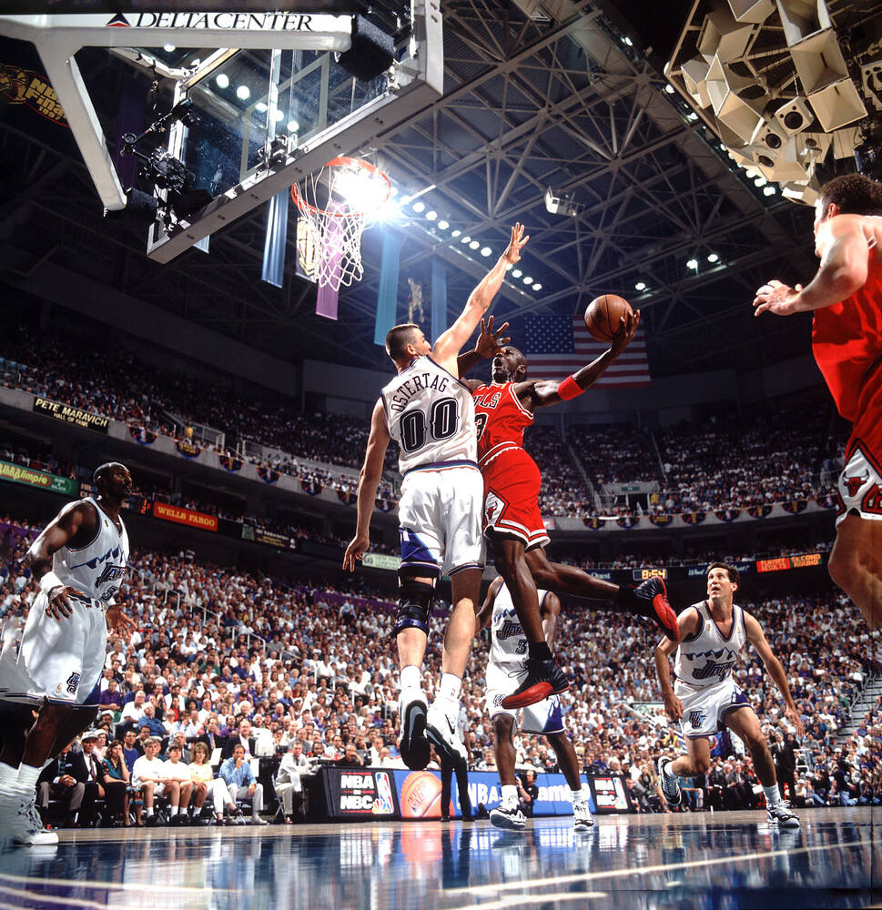 Michael Jordan Flu Game - Finals Game 5 Utah Jazz 1997