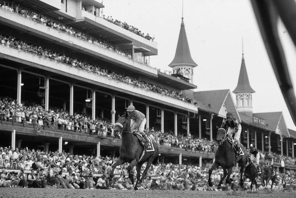 Pat Day on Lil E Tee at 1992 Kentucky Derby BW
