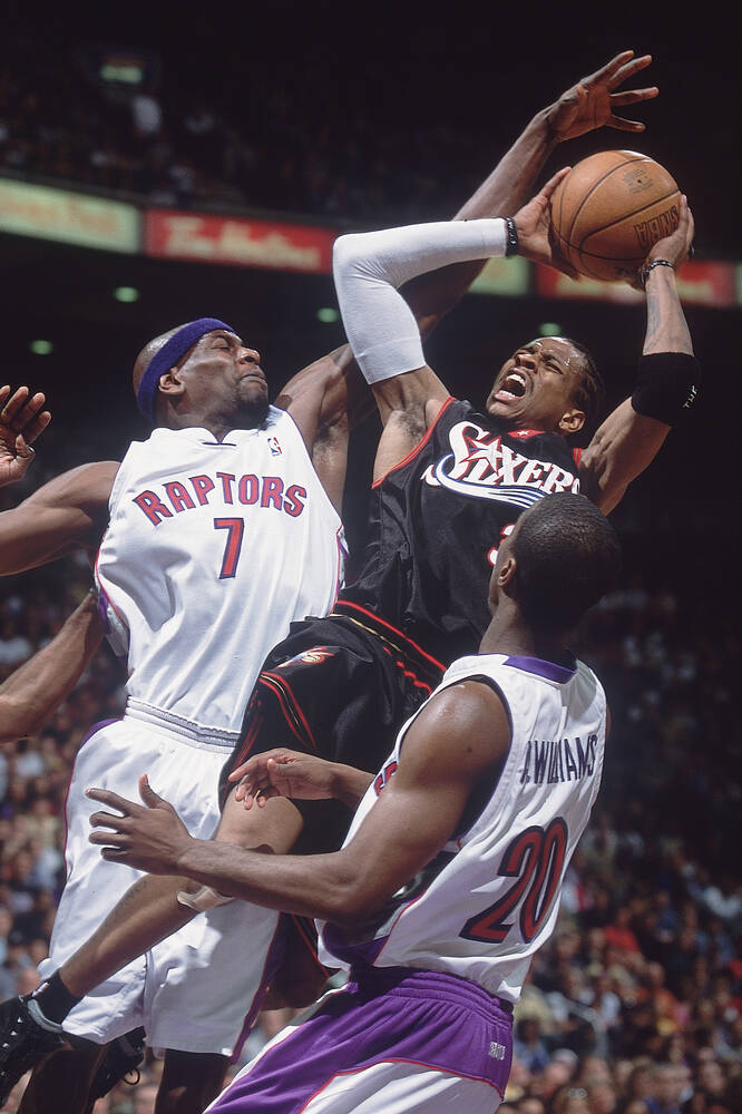 Philadelphia 76ers Allen Iverson - 2001 Playoffs