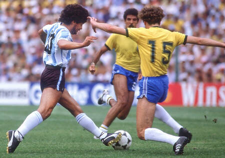 Diego Maradona Argentina vs Brazil World Cup 1982 Diego Maradona Argentina vs Brazil World Cup 1982