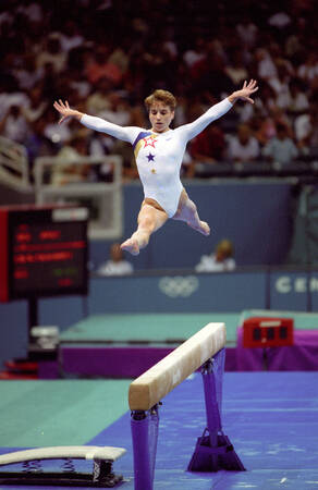 Kerri Strug - USA 1996 Olympics Balance Beam Compulsories
