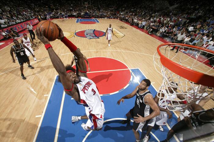 Ben Wallace Detroit Pistons - Game 4 Basketball Finals 2005 Ben Wallace Detroit Pistons - Game 4 Basketball Finals 2005