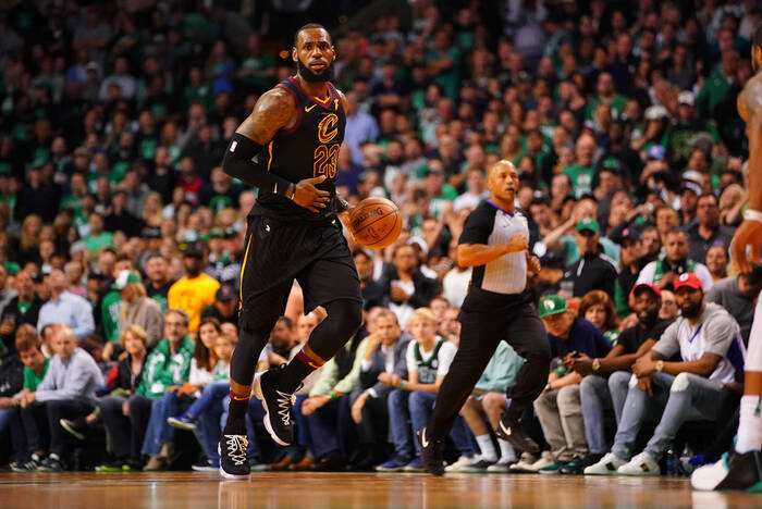 LeBron James Cavaliers vs Celtics 2018