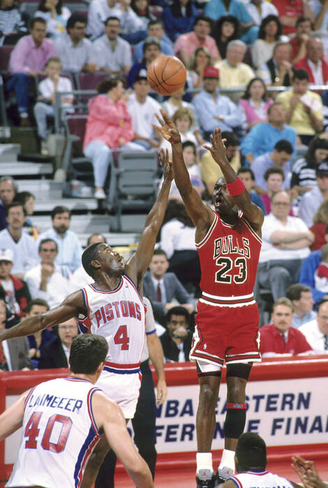 Michael Jordan - Chicago Bulls vs Pistons ECF 1990
