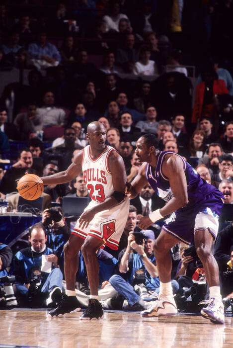 Michael Jordan vs Karl Malone - All Star Game MSG 1998