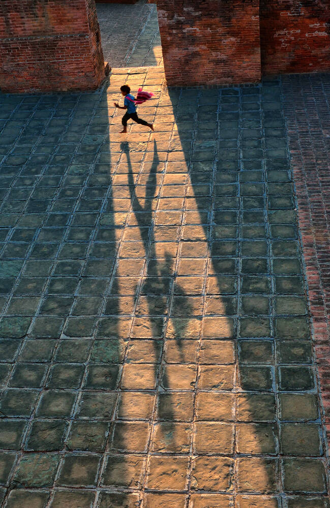 Crossing the light gap