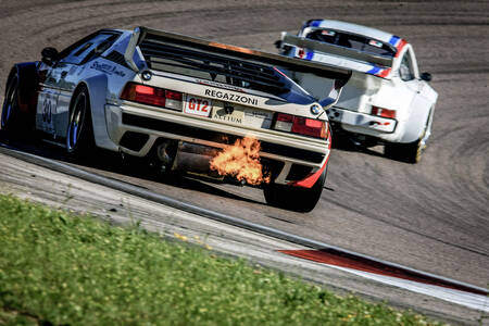 BMW M1 a la poursuite de Porsche BMW M1 a la poursuite de Porsche