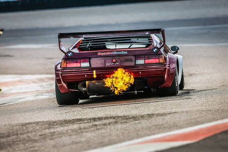 BMW M1 Retour de flammes BMW M1 Retour de flammes