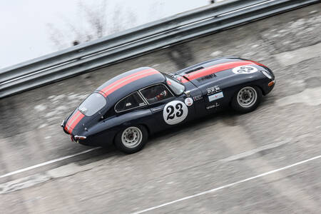 JAGUAR TYPE E AUTODROME DE MONTLHERY BANKING JAGUAR TYPE E AUTODROME DE MONTLHERY BANKING