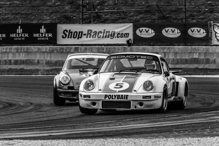 PORSCHE RSR 3 0 de 1974 vs PORSCHE RS 2 8 de 1973 PORSCHE RSR 3 0 de 1974 vs PORSCHE RS 2 8 de 1973